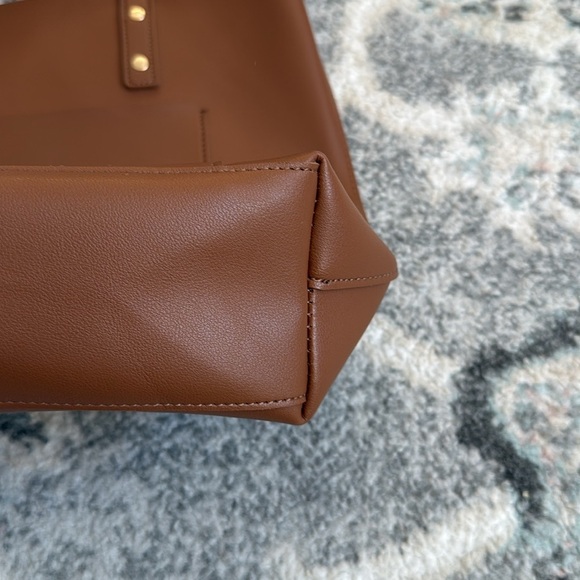 Henny + Lev Vegan Leather Crossbody - Picture 10 of 16